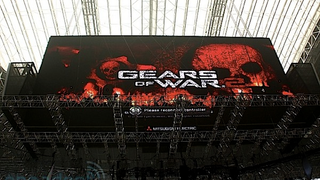 Xbox 360 Played on Dallas Cowboys' 11,200 Square Foot Screen